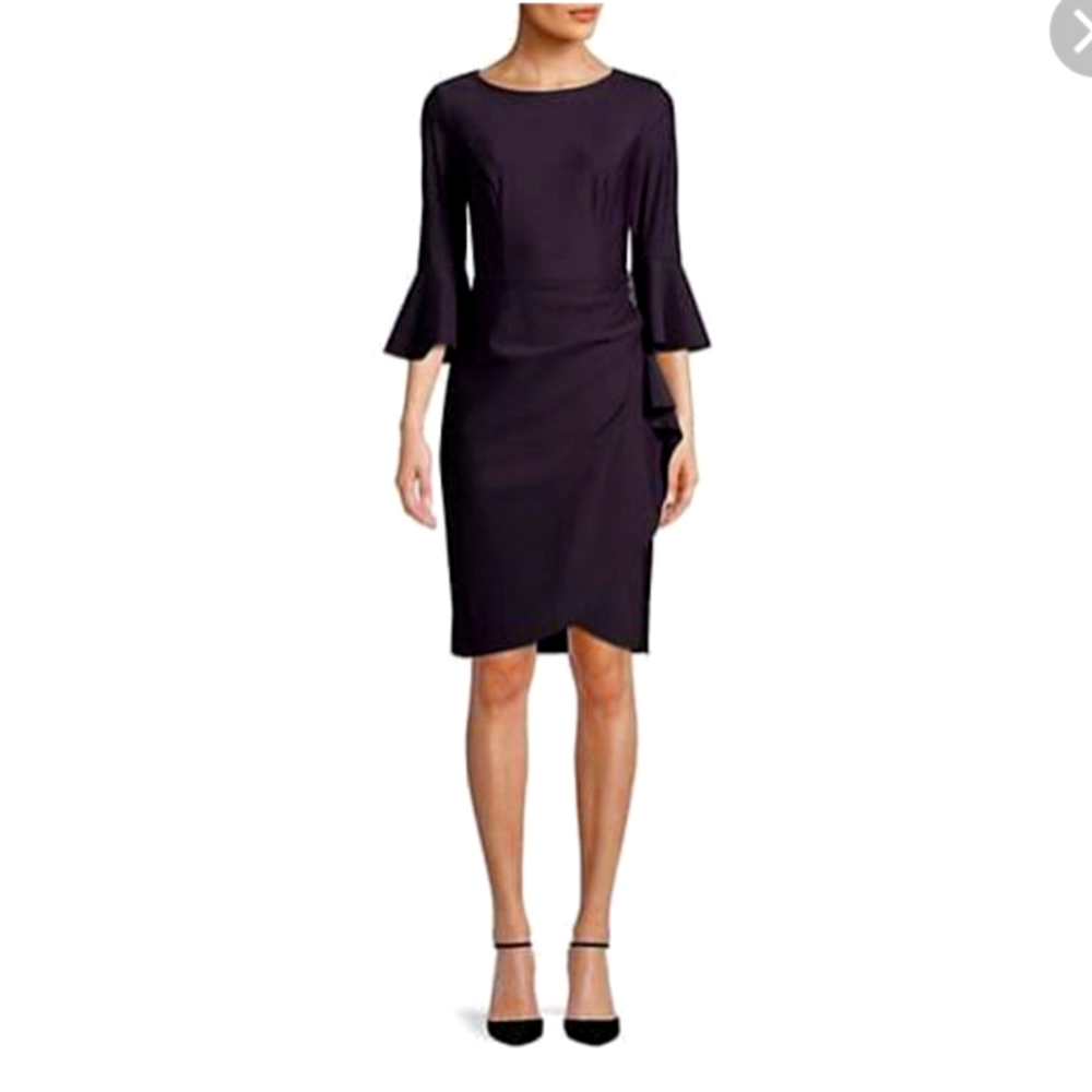 🌷 Flattering Dress with Bell Sleeves - Picture 1 of 5